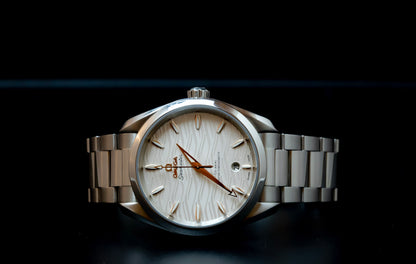 2022 Omega Aqua Terra “Hullswhite” – 18K Sedna Gold – 38mm Ref: 220.10.38.20.02.002