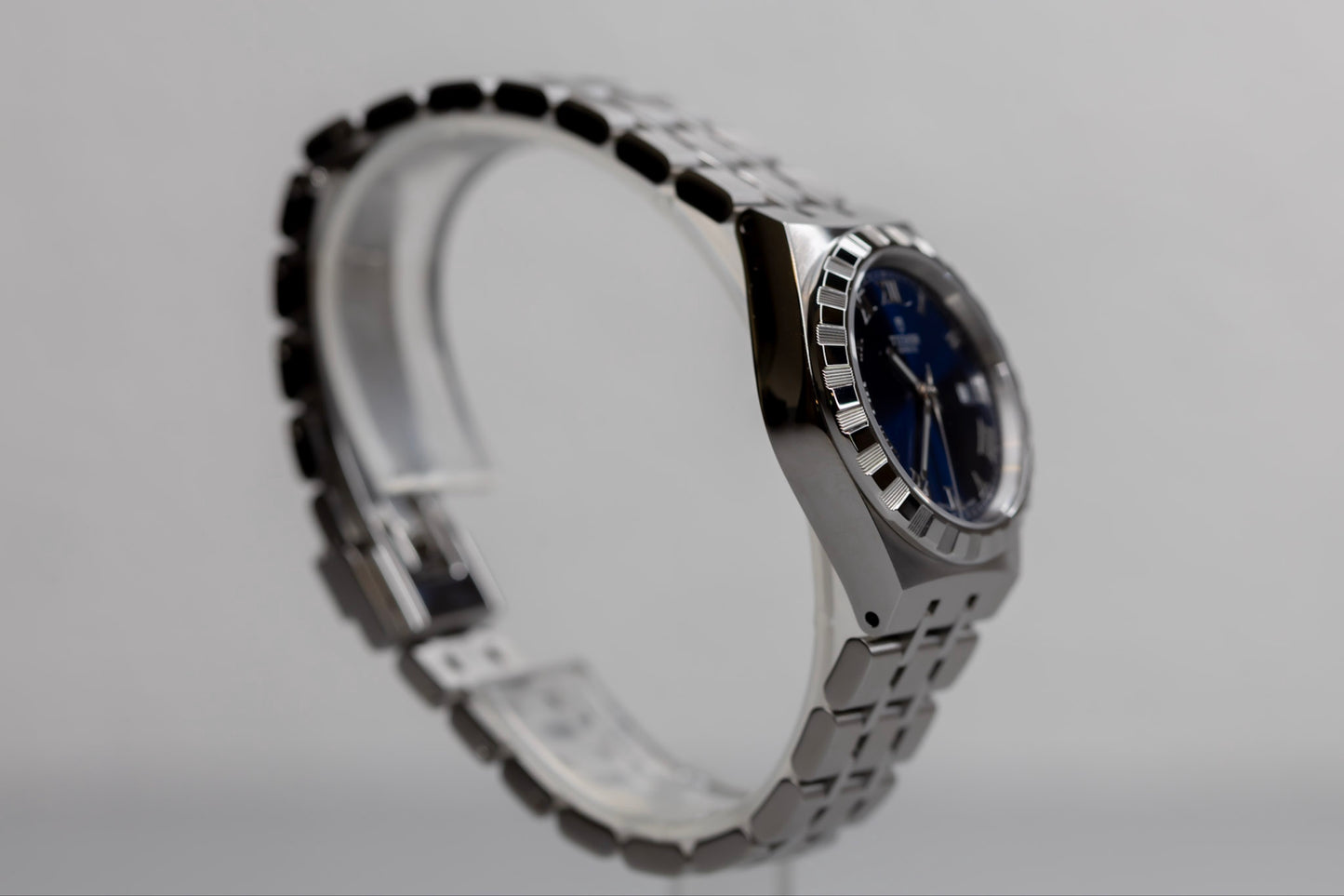 Tudor Royal 28300 Blue Dial 28mm Automatic Steel Integrated Bracelet Date