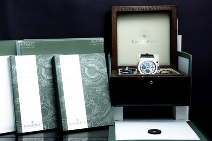 Audemars Piguet Royal Oak Offshore - Ref. 26170ST.OO.D305CR.01 | White Dial with Blue Accents | 42mm | Automatic Chronograph