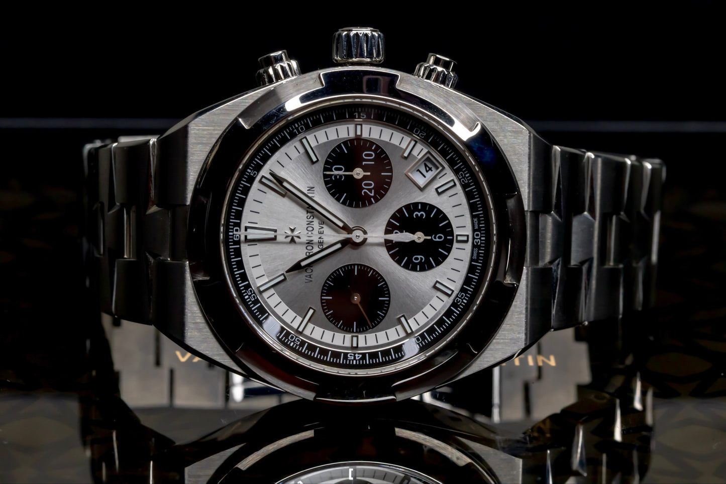 2023 Vacheron Constantin Overseas Chrono "Panda" Complete Set