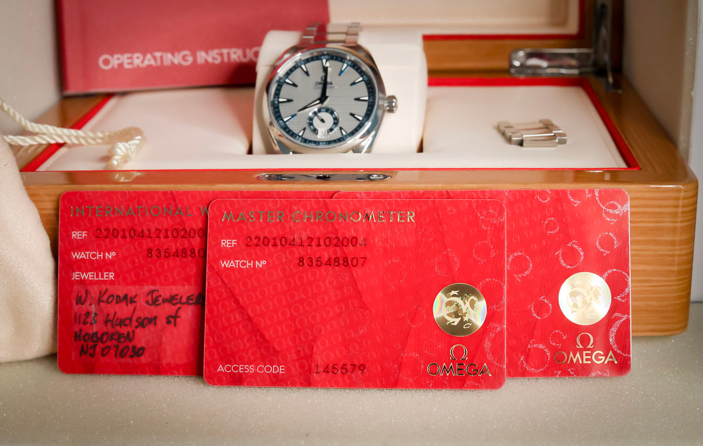 Omega Seamaster Aqua Terra 41mm Silver Dial – Ref. 220.10.41.21.02.004
Complete with Box & Papers