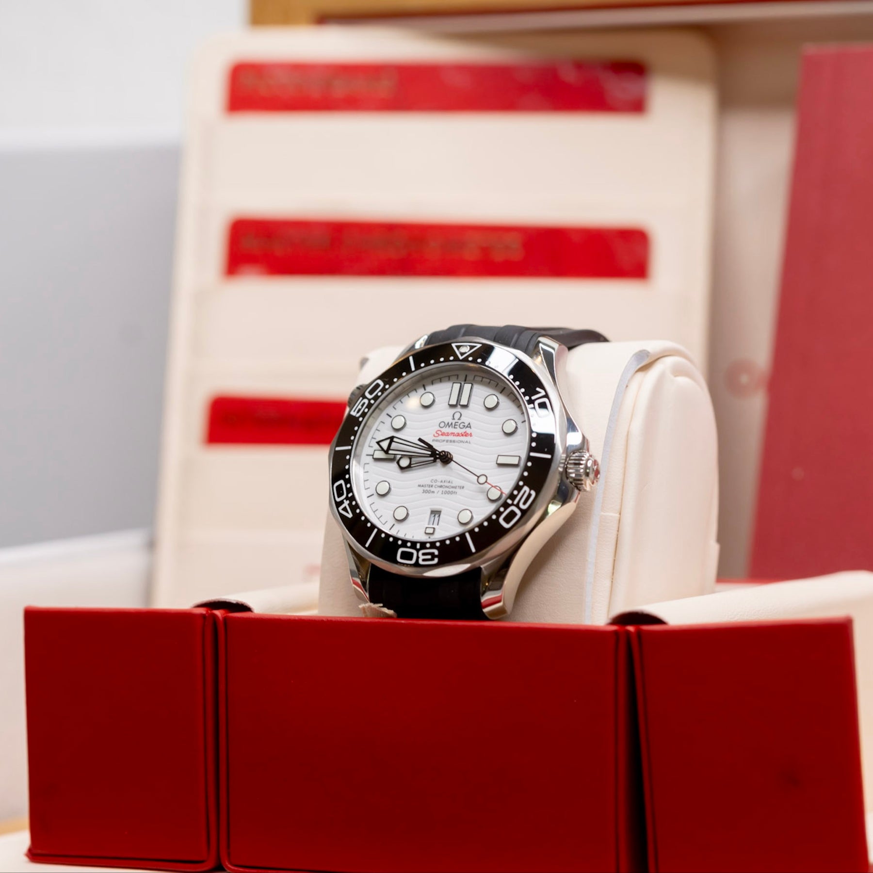 Omega Seamaster Diver 300M 42mm White Dial Stainless Steel Black Bezel