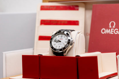 Omega Seamaster Diver 300M 42mm White Dial Stainless Steel Black Bezel