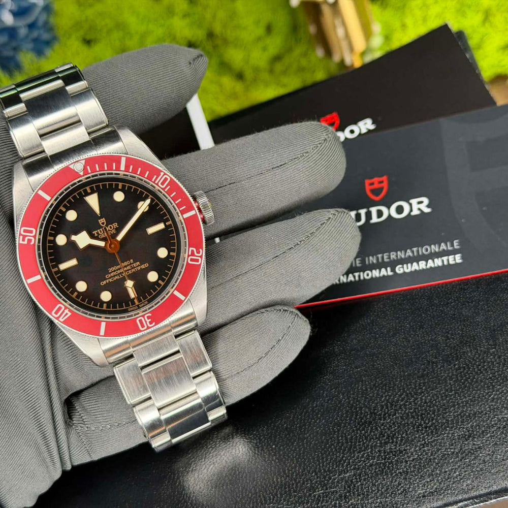 2020 Tudor Black Bay 79230R Red Bezel 41mm