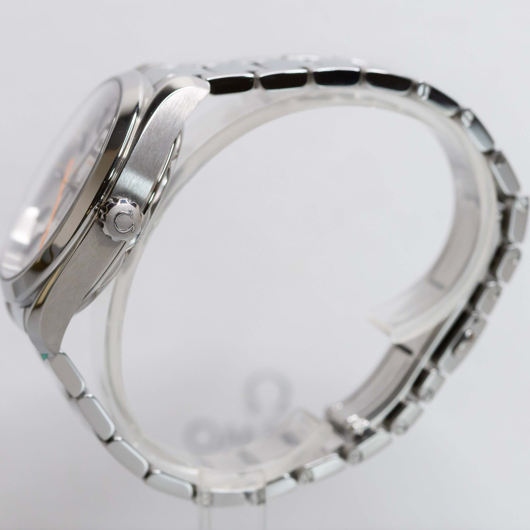 Omega Seamaster Aqua Terra 150M 41mm White Dial Steel 220.10.41.21.02.001 (2023)