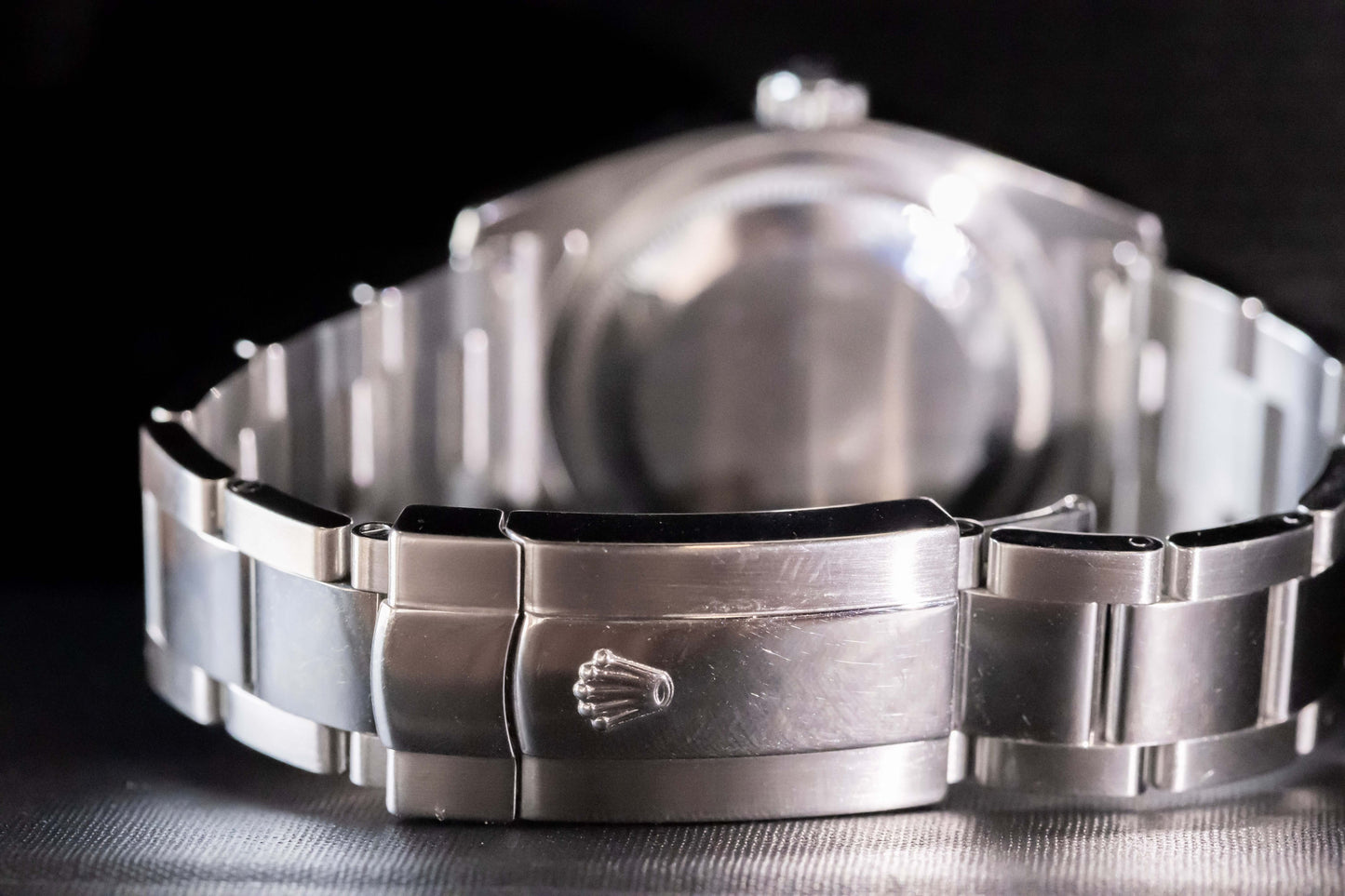 Rolex Datejust 36 full set, showcasing the Oystersteel case and bracelet details.