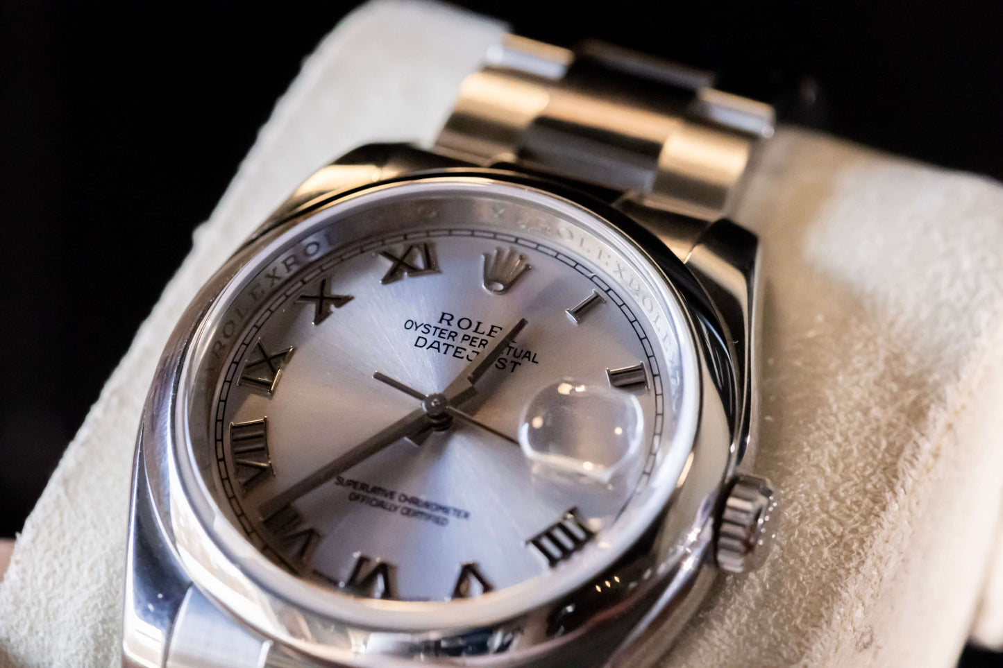 Rolex Datejust 36 full set with silver dial and Roman numerals, smooth bezel, and Oystersteel case.