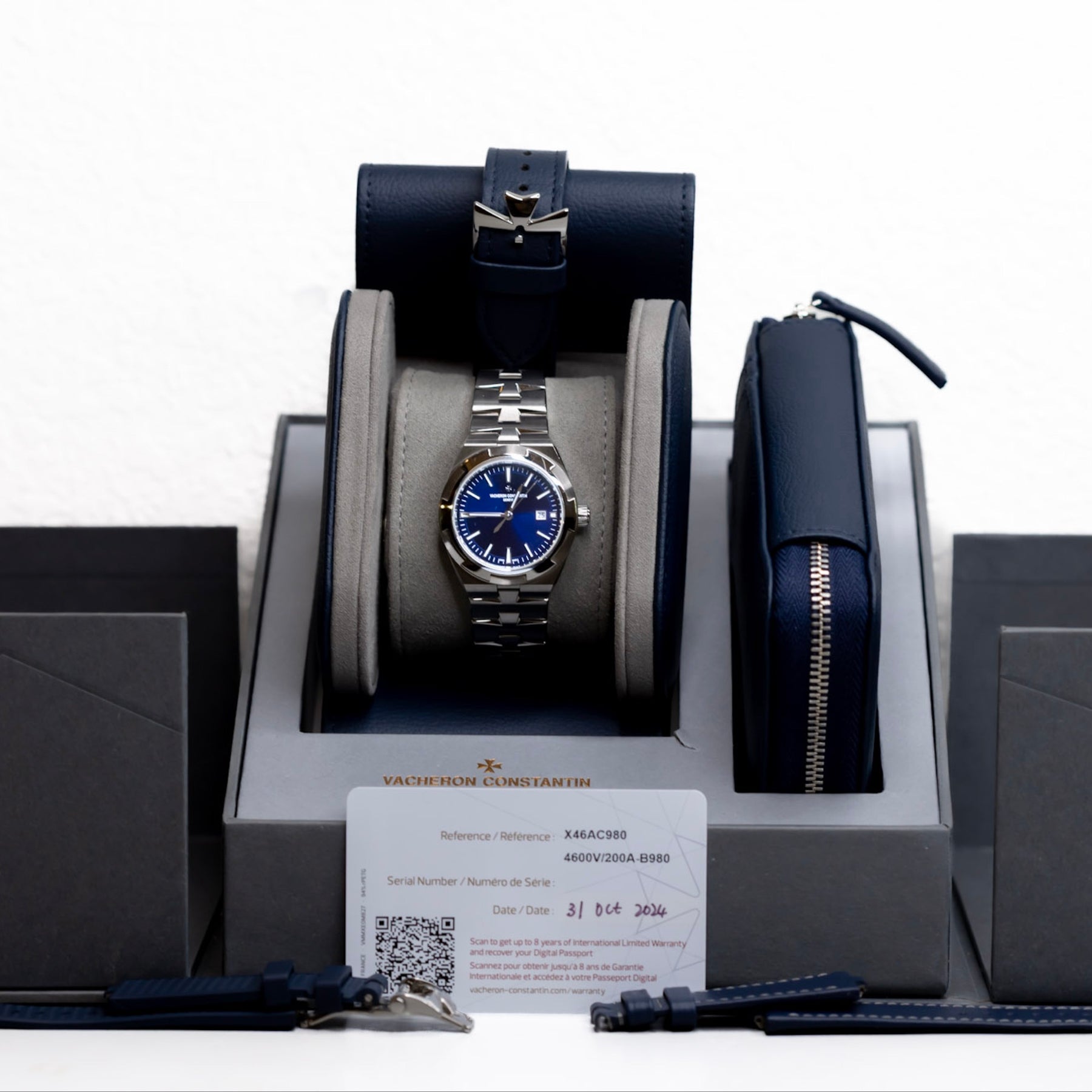 Vacheron Constantin Overseas 34mm 4600V/200A-B980 (2024) Full Set Stainless Steel + Extra Straps