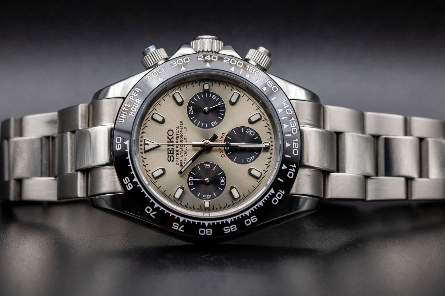 The SeikoMod Ghost Daytona image 3
