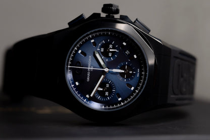 2023 Girard-Perregaux Laureato Absolute Chronograph Complete Set