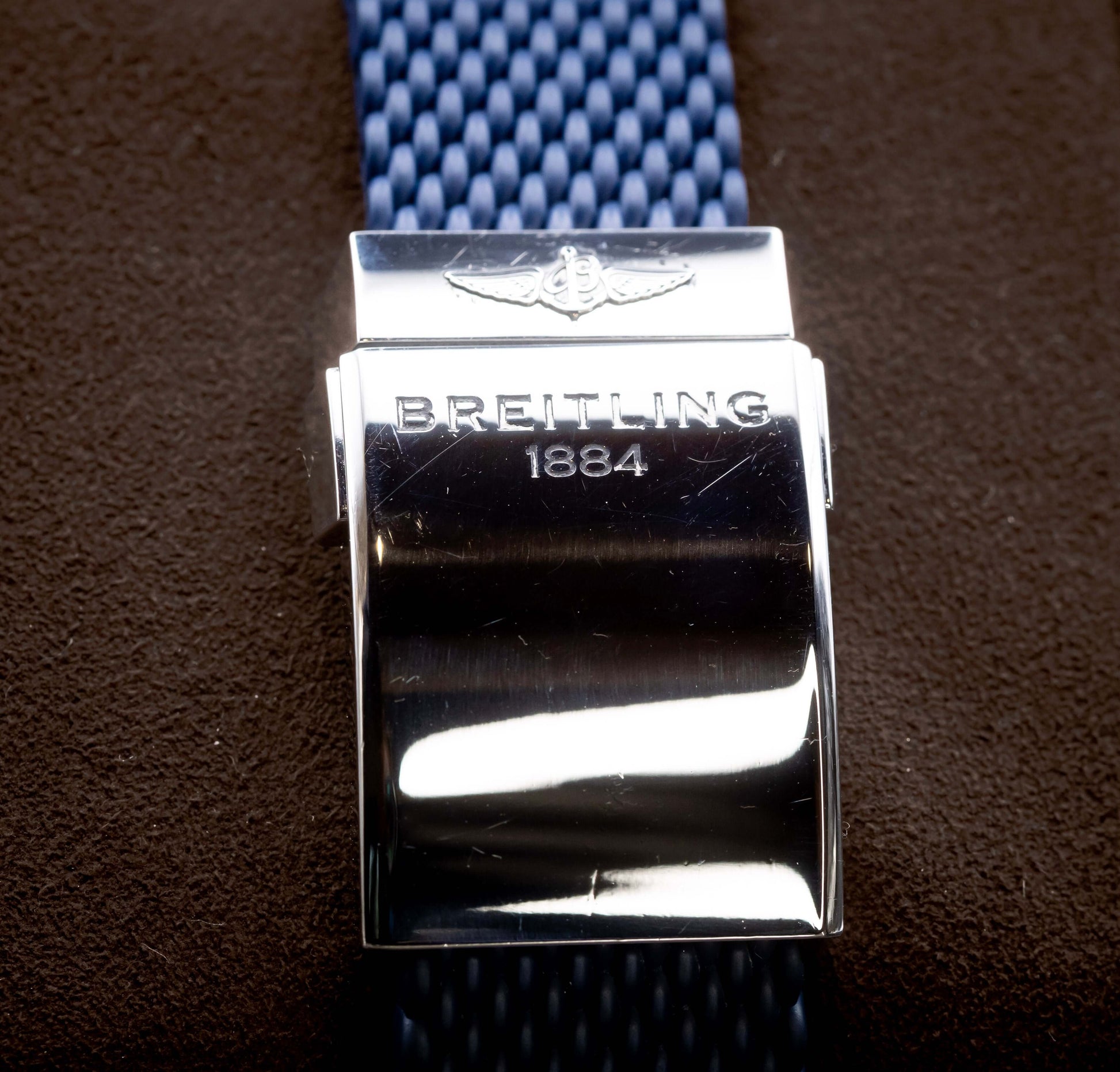 2020 Breitling SuperOcean II Chrono Blue Dial 40MM on Rubber Strap - AB0162 clasp detail