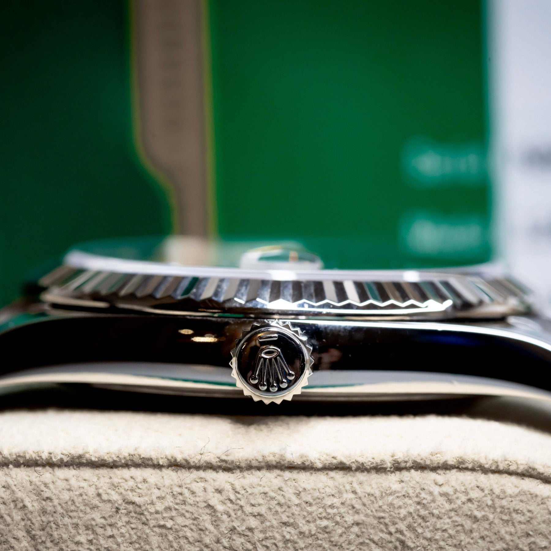 2020 Rolex DateJust 41 Slate Dial Fluted Bezel Jubilee 126334 – Full Set side view on display