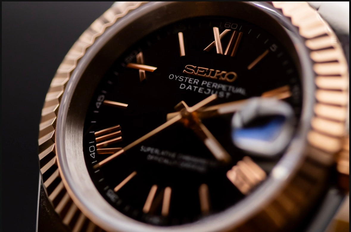 Seikomod Black and Gold Two Tone Date Just image 4