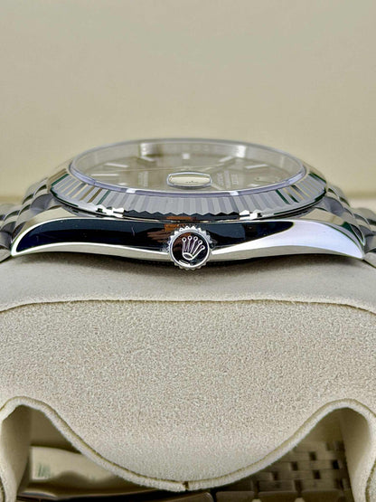Rolex Datejust 41 – Black Dial on Jubilee