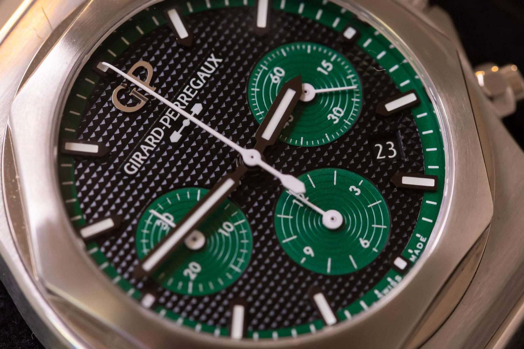 Girard Perregaux Laureato Chronograph 42mm - Limited Edition - 2 of 100