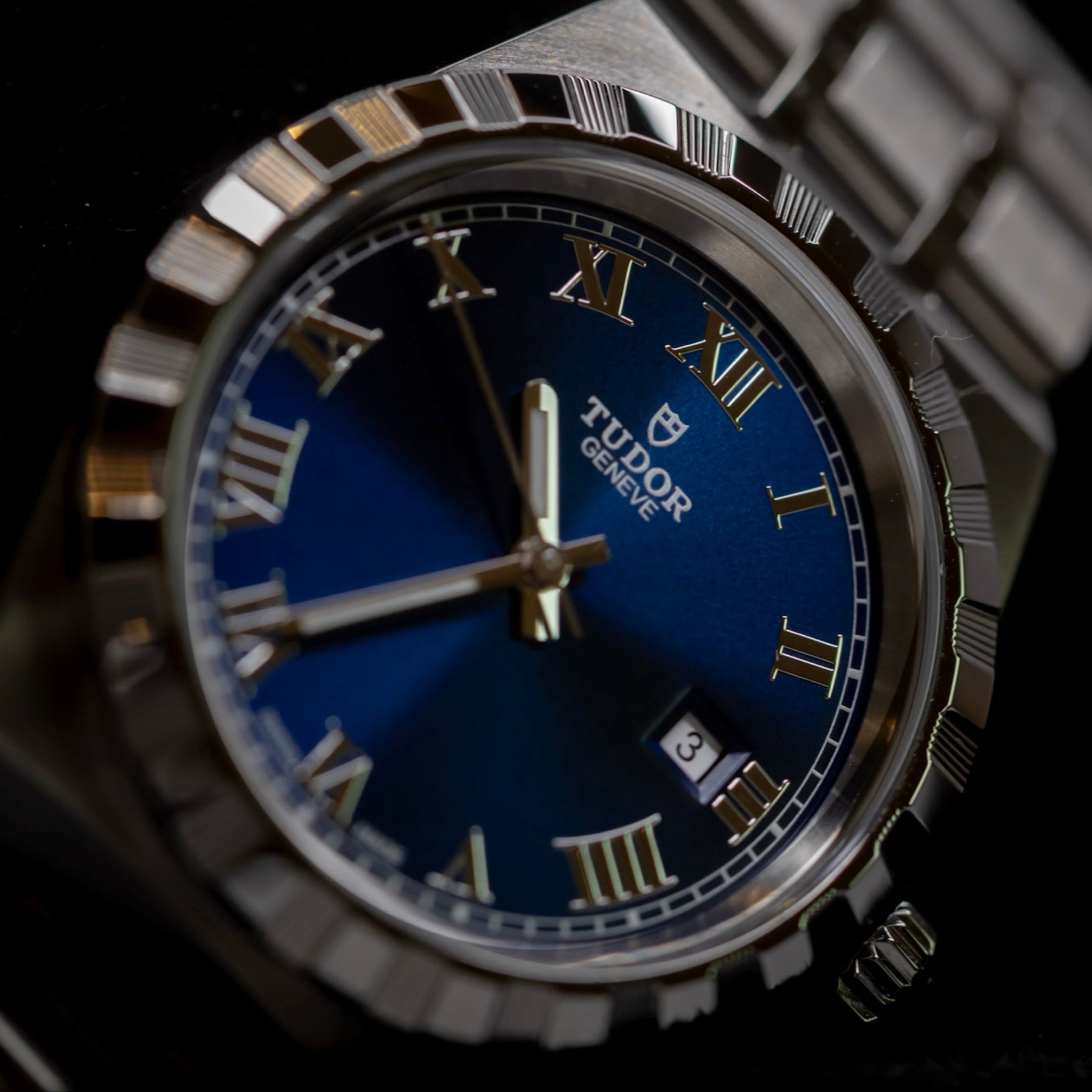 Tudor Royal 28300 Blue Dial 28mm Automatic Steel Integrated Bracelet Date