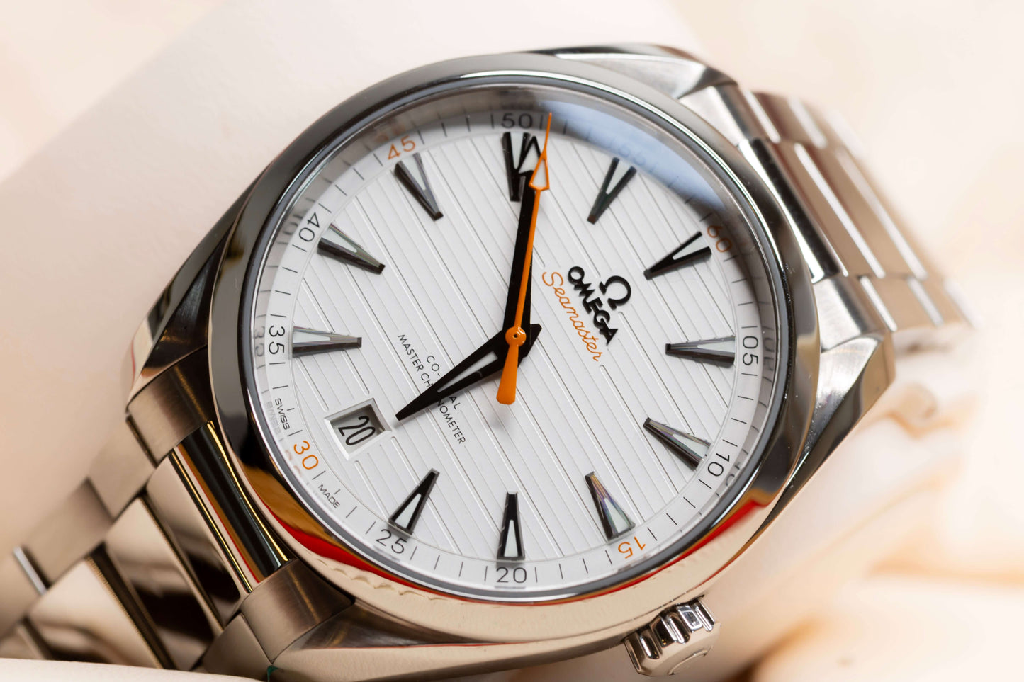 Omega Seamaster Aqua Terra 150M 41mm White Dial Steel 220.10.41.21.02.001 (2023)