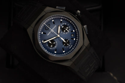 2023 Girard-Perregaux Laureato Absolute Chronograph Complete Set