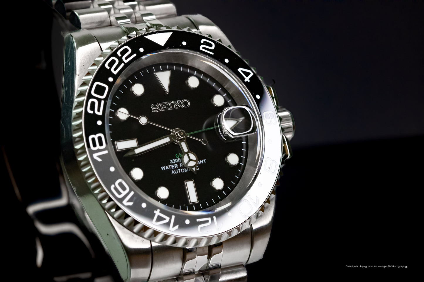 Seikomod Bruce Wayne GMT image 2