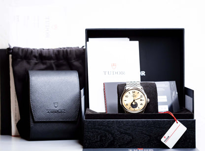 Tudor 1926 Luna 39mm Champagne Dial with box and user manual