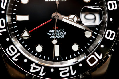 Seikomod Black on Black GMT