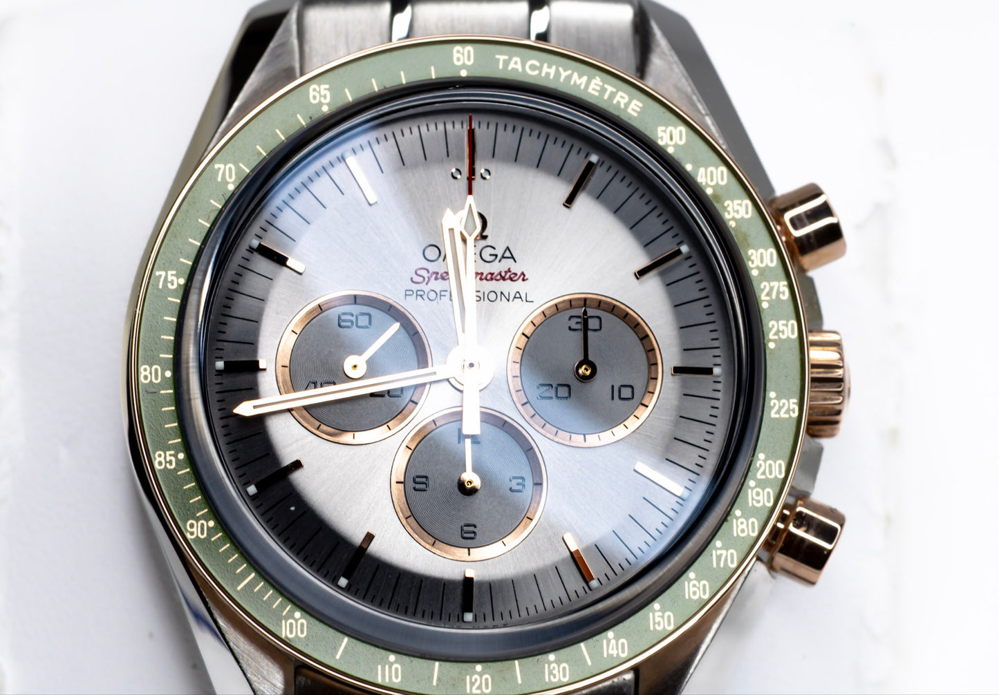 2020 Omega Speedmaster Chrono "Tokyo" Limited Edition Complete Set!