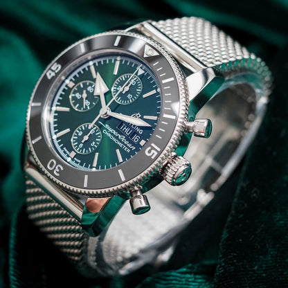 2025 BNIB - Breitling SuperOcean Chronograph Green 44mm- Breitling A13313