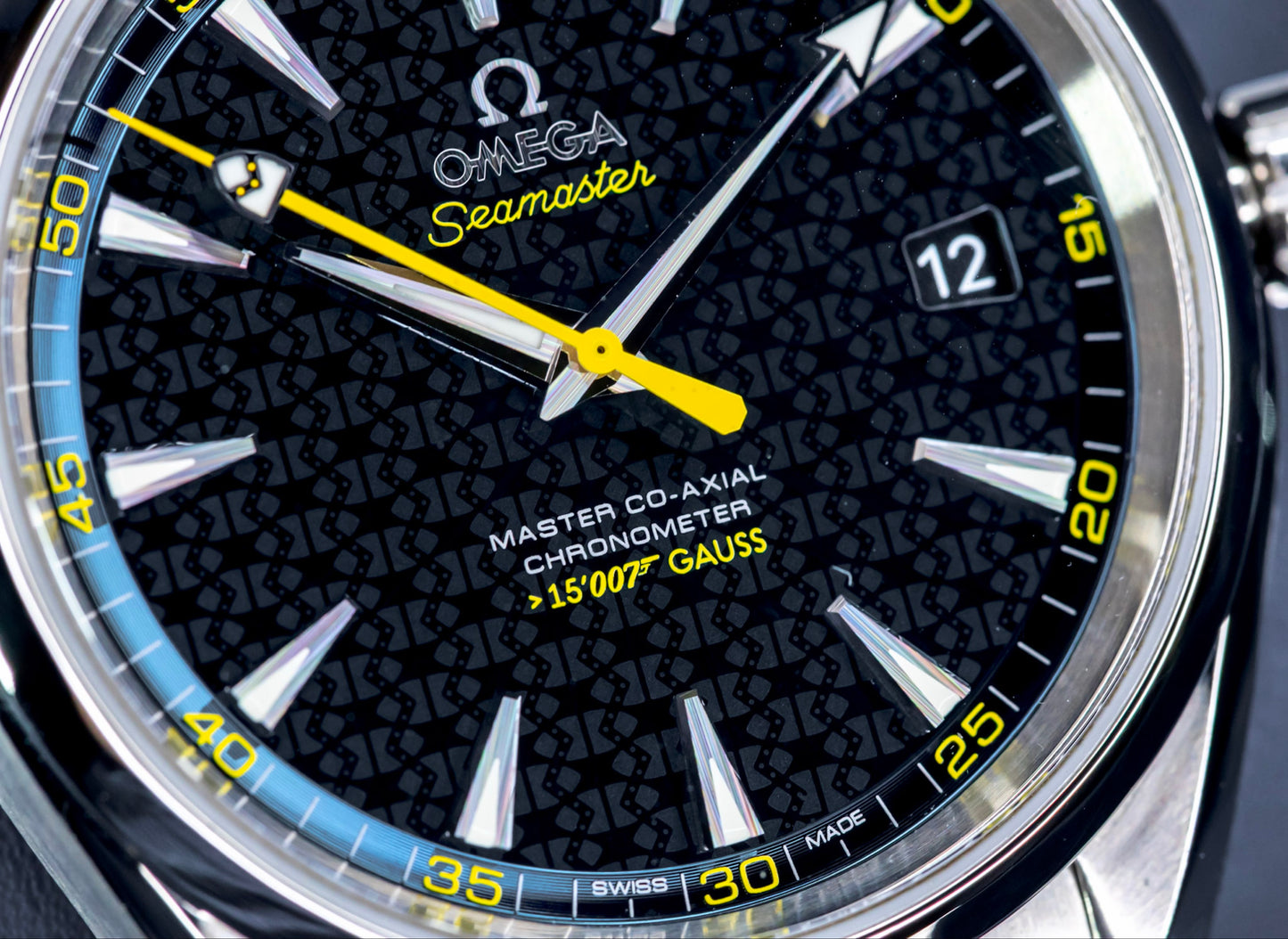 2023 Omega Omega Seamaster Aqua Terra "James Bond Spectre" Complete