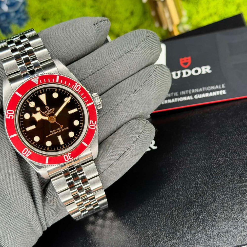Tudor Black Bay 41 M7941A1A0RU-0003 Burgundy