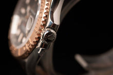 2023 Rolex Yacht-Master 40 126621-0002 Everose Gold & Oystersteel Black Dial 40mm Automatic