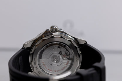 Omega Seamaster Diver 300M 42mm White Dial Stainless Steel Black Bezel