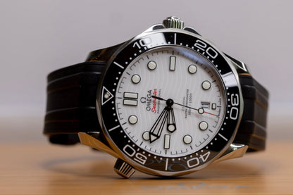 Omega Seamaster Diver 300M 42mm White Dial Stainless Steel Black Bezel