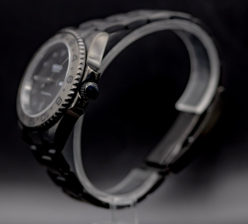 Seikomod Black on Black Diver image 1