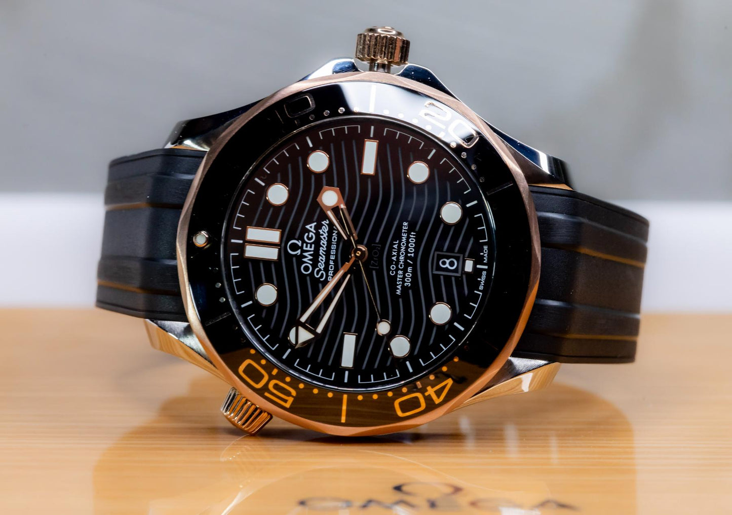 2021 Omega Seamaster Diver 300M "Sedna Gold" Complete Set