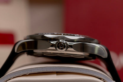 Omega Seamaster Diver 300M 42mm White Dial Stainless Steel Black Bezel