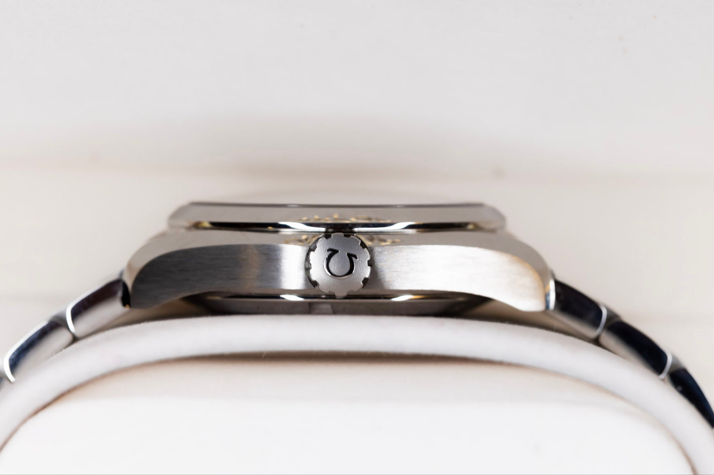 2016 Omega Seamaster Aqua Terra Complete Original Box & Papers