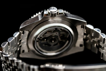 Seikomod Black on Black GMT
