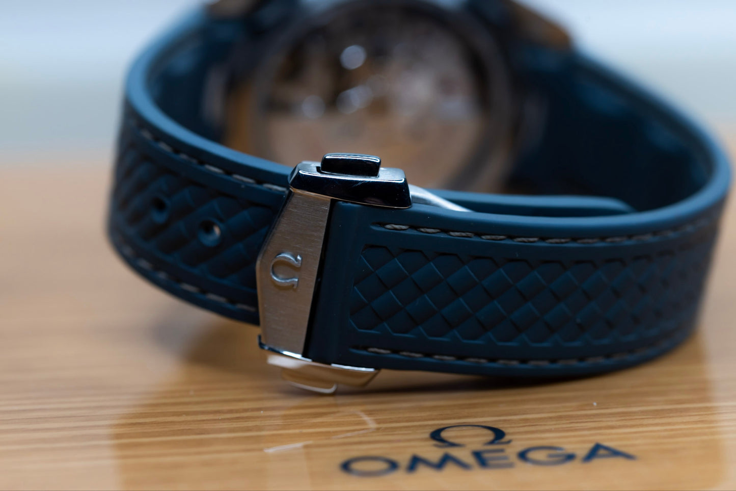 2025 Omega Seamaster Aqua Terra 150m Small Seconds Complete Set!