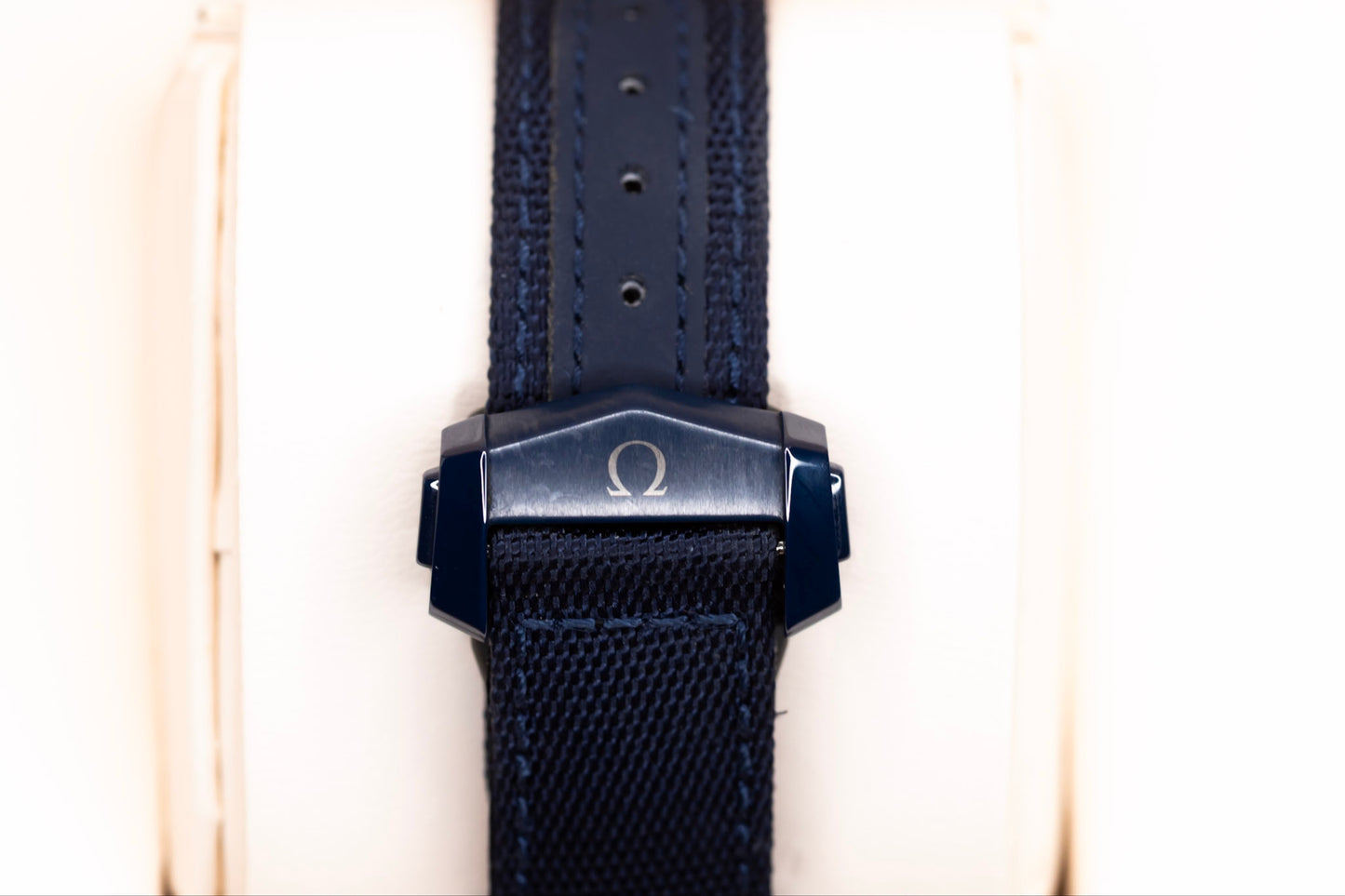 2022 Omega Speedmaster Moophase "Blue Side Of The Moon" Complete Set Ref: 304.93.44.52.03.002