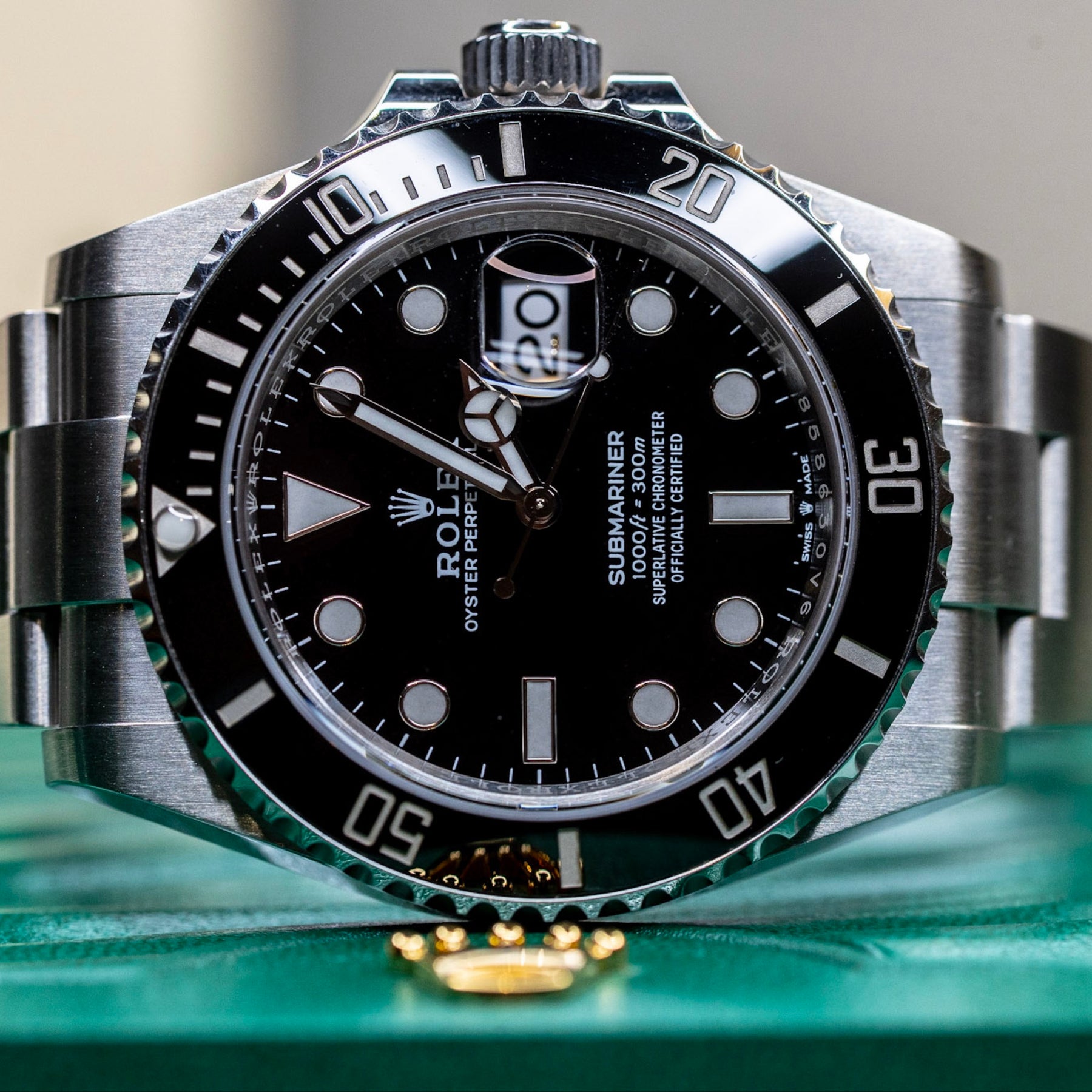 2025 Rolex Submariner Date - Complete Amazing Condition
