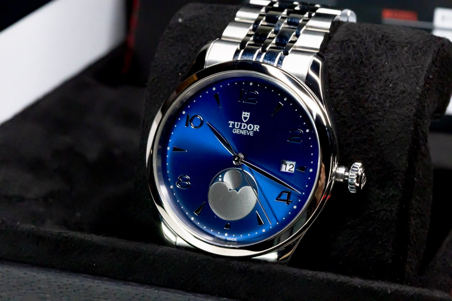 2026 Tudor 1926 Luna Moon Phase Complete Original Box & Papers