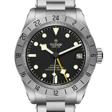 Tudor Black Bay Pro