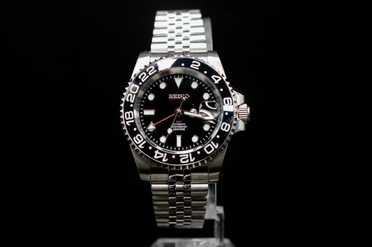Seikomod Noir sur Noir GMT