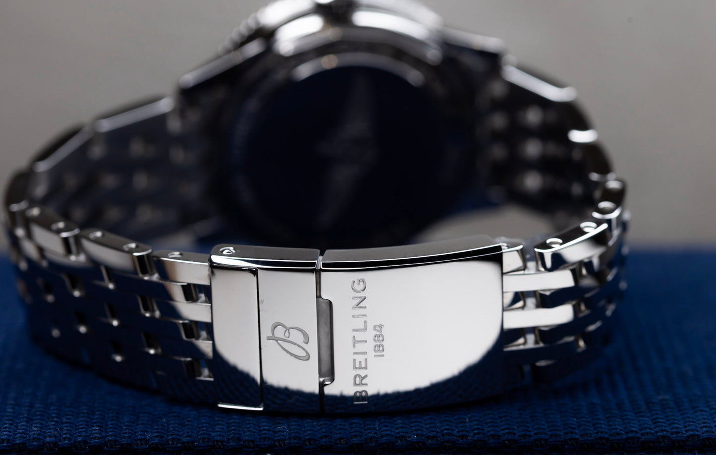 2026 Breitling Navitimer 35mm Complete Box & Papers