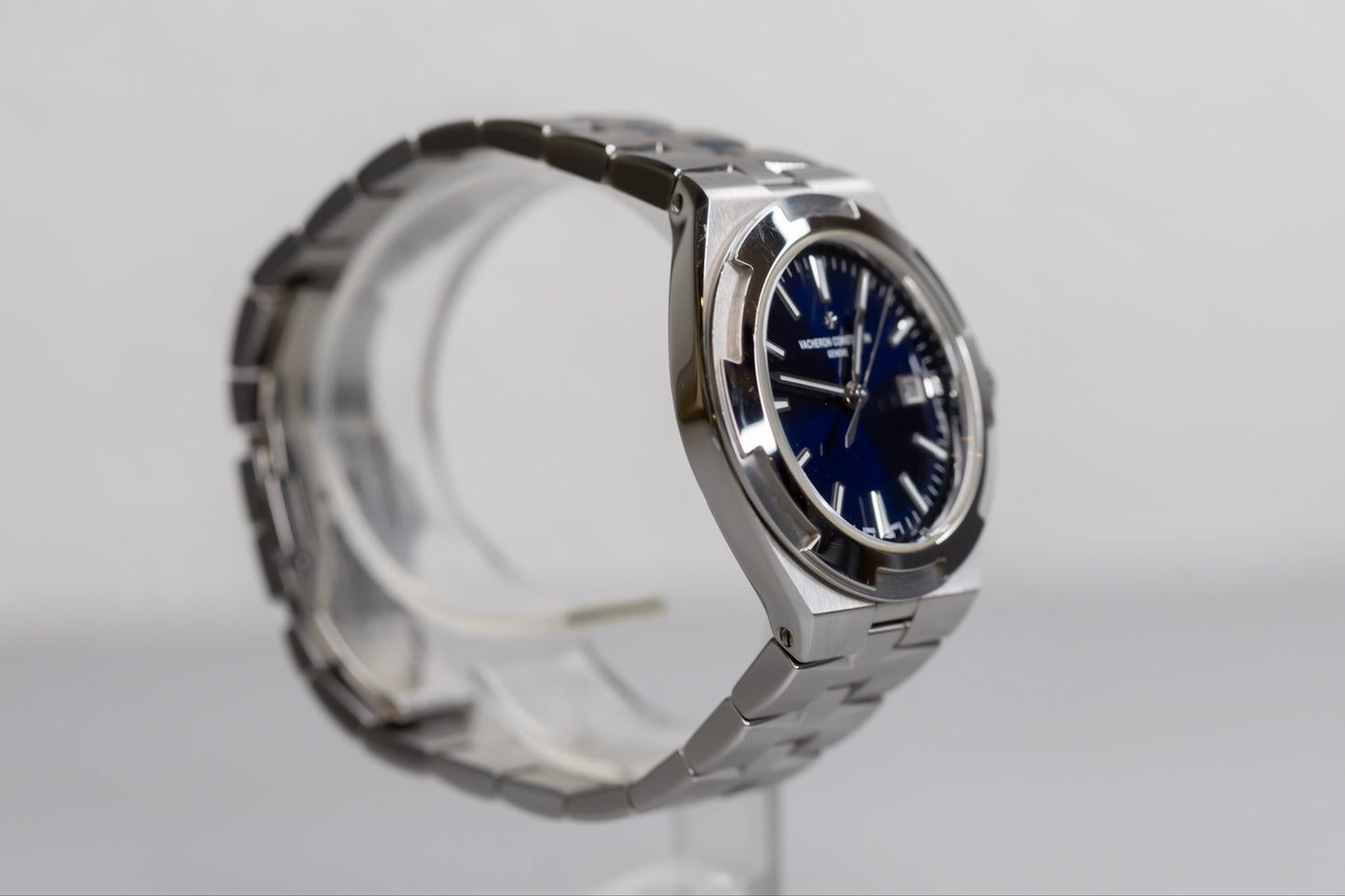 Vacheron Constantin Overseas 34mm 4600V/200A-B980 (2024) Full Set Stainless Steel + Extra Straps