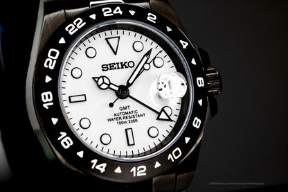 Black Seikomod Explorer II GMT image 2