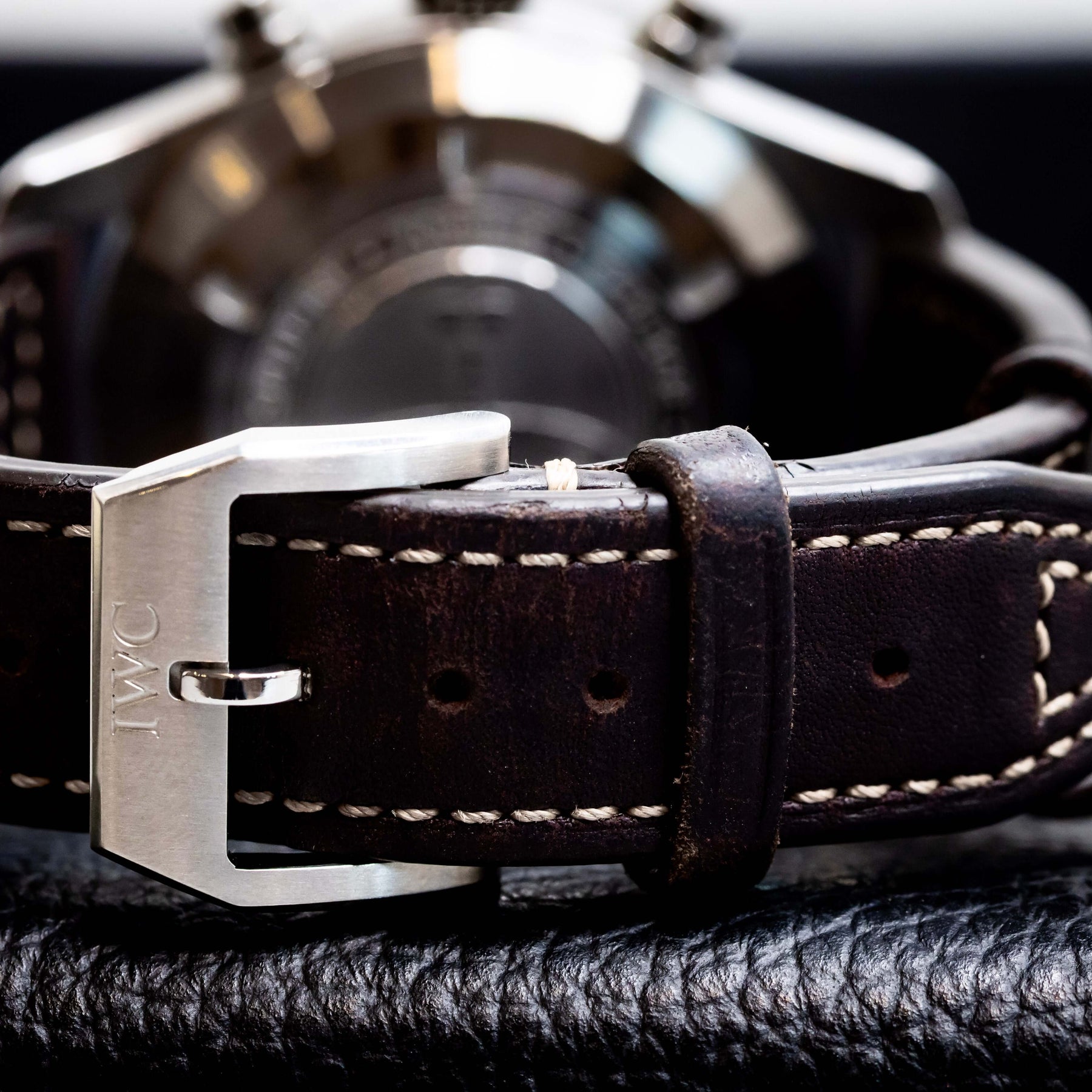 2022 IWC Pilot’s Watch Chronograph Spitfire 41mm  Ref. IW387903 | Full Set leather strap detail