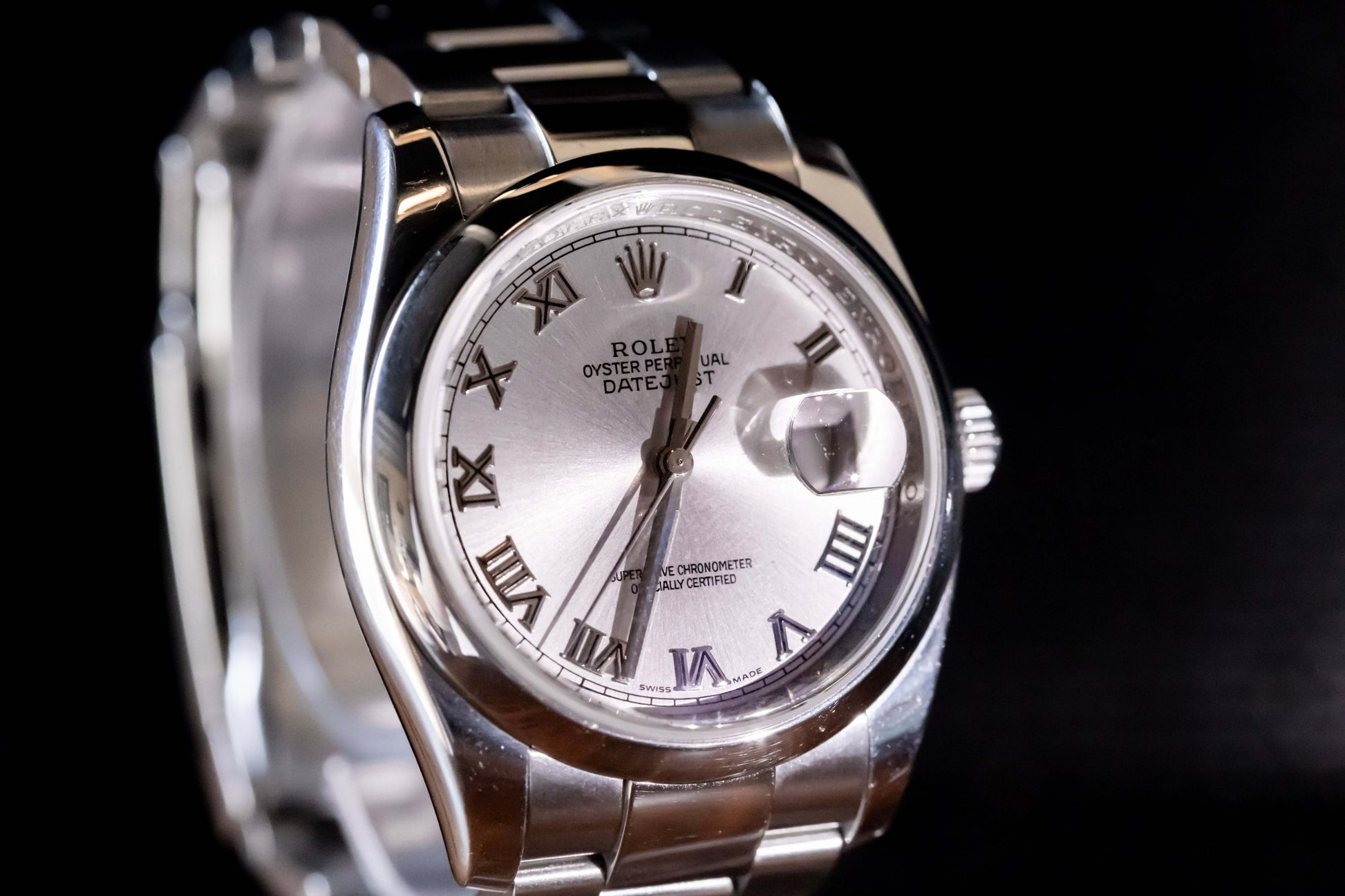 Rolex Datejust 36 full set with silver dial and Roman numerals, reference 116200, in Oystersteel case.