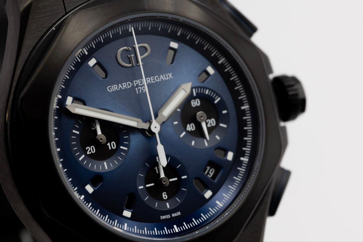 2023 Girard-Perregaux Laureato Absolute Chronograph Complete Set