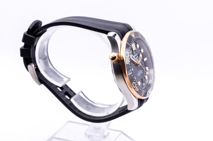 2021 Omega Seamaster Diver 300M "Sedna Gold" Complete Set